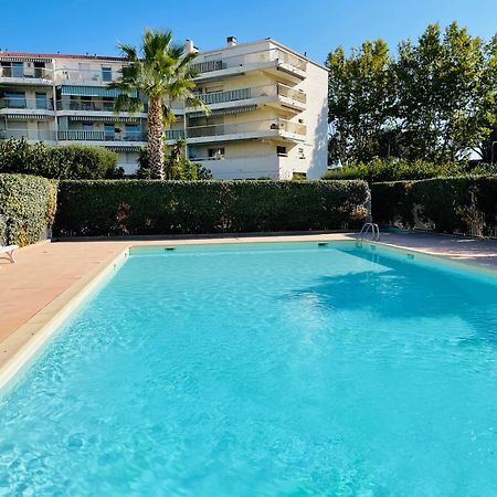 Studio De Standing Climatise, Avec Piscine, Proche De La Mer Fréjus Εξωτερικό φωτογραφία