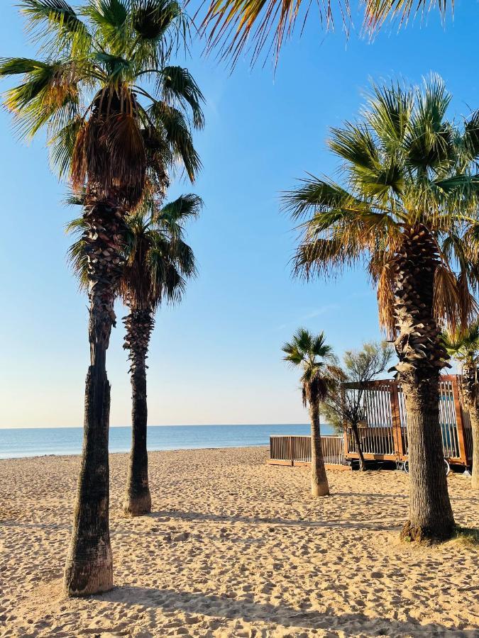 Studio De Standing Climatise, Avec Piscine, Proche De La Mer Fréjus Εξωτερικό φωτογραφία