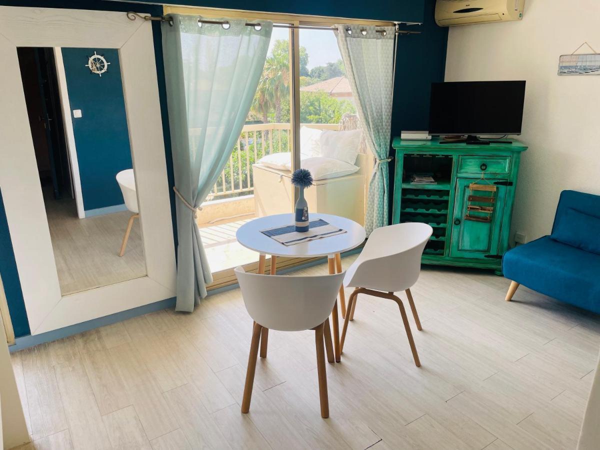 Studio De Standing Climatise, Avec Piscine, Proche De La Mer Fréjus Εξωτερικό φωτογραφία