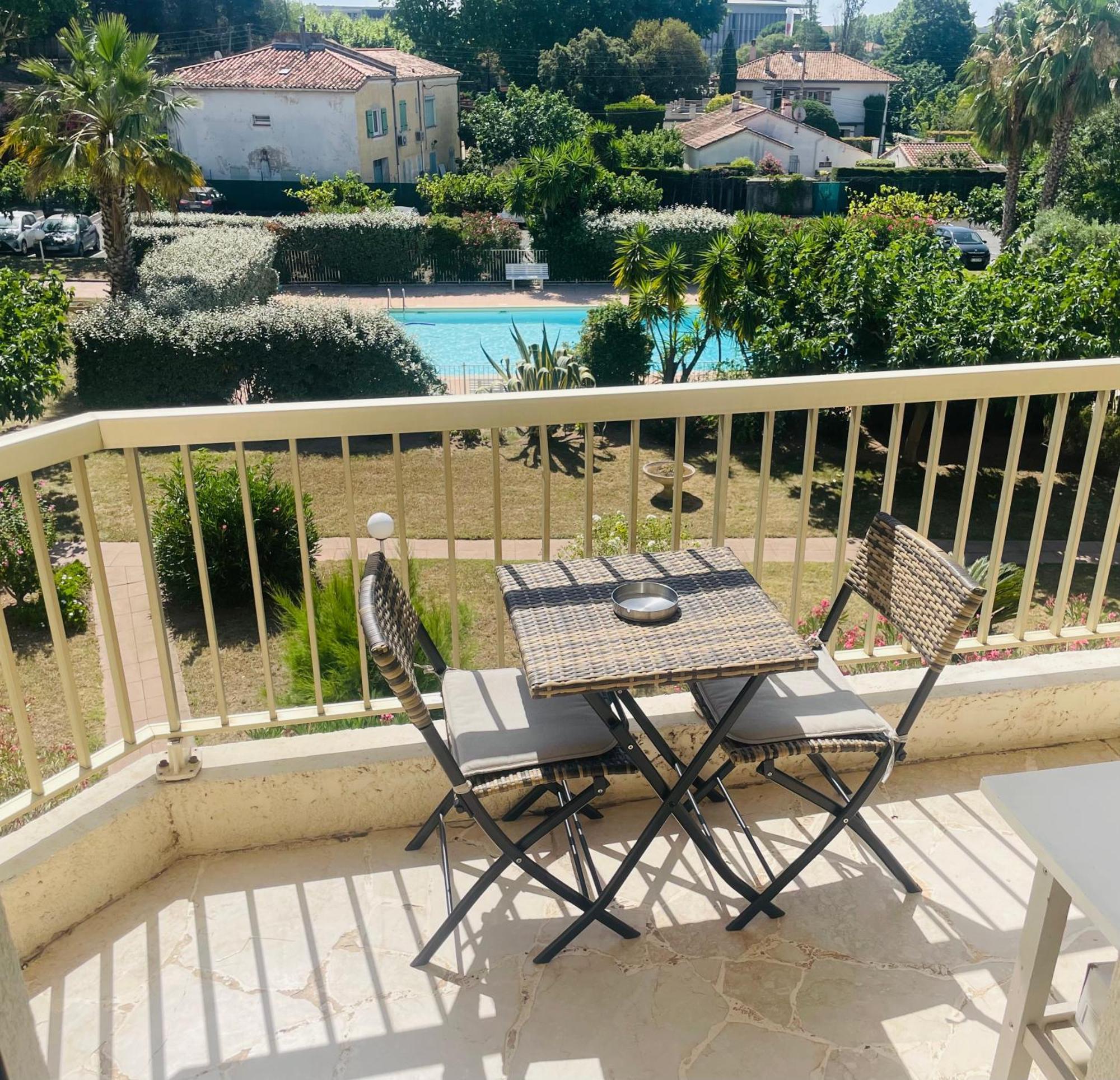 Studio De Standing Climatise, Avec Piscine, Proche De La Mer Fréjus Εξωτερικό φωτογραφία